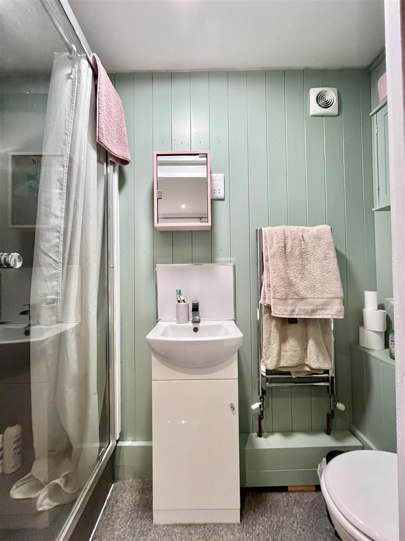 1 bed property in Willowfield Road, Eastbourne